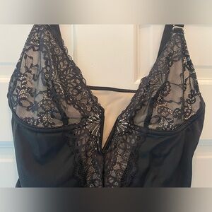 Hey Shape V-Nexk Black Half Lace Thong Bodysuit M Medium New